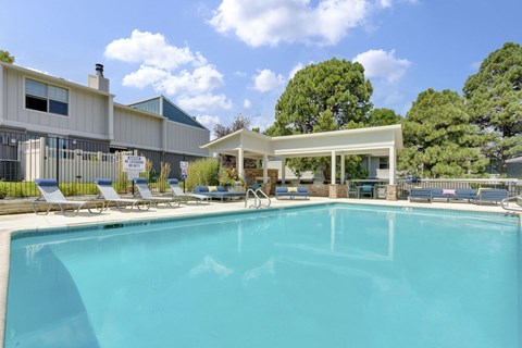 Sparkling swimming pool