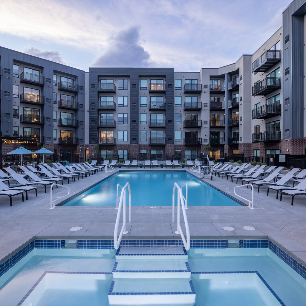 pool and plunge tub at centennial apartments