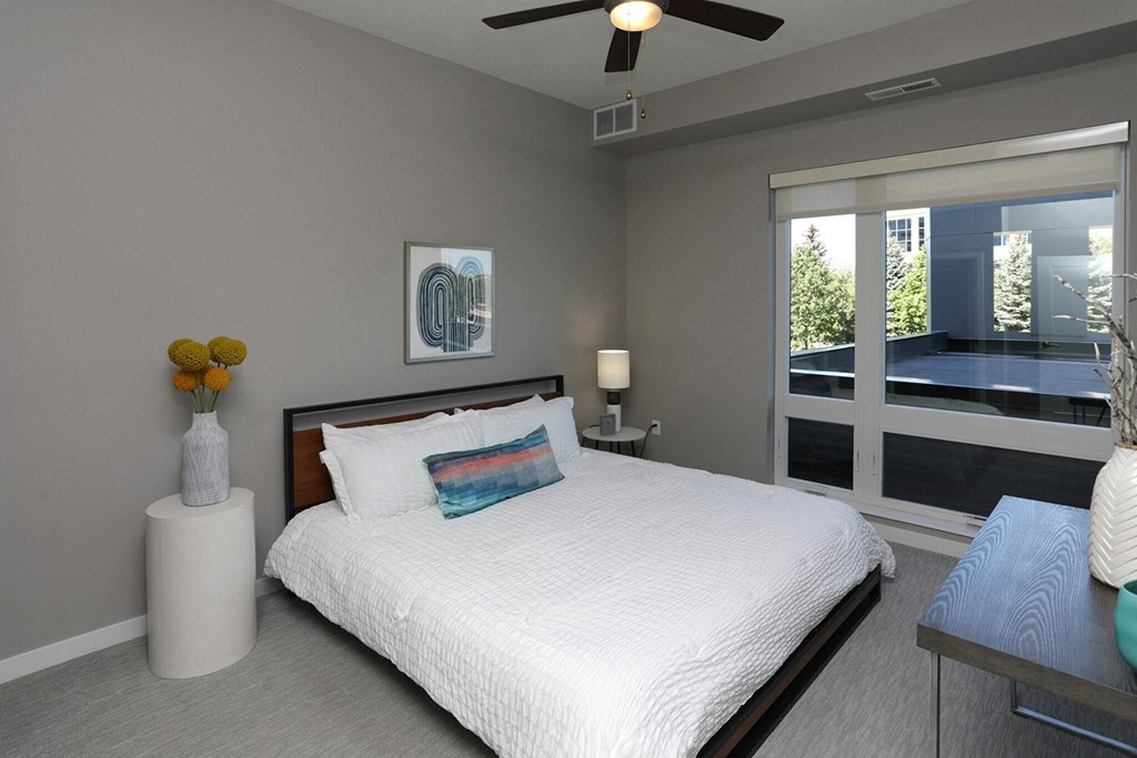 ArcataApartmentsGoldenValleyMNBedroom