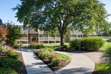 9670 Berry Plaza 1-2 Beds Apartment for Rent - Photo Gallery 1