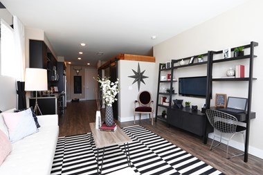 Warehouse Inspired Accent Lighting