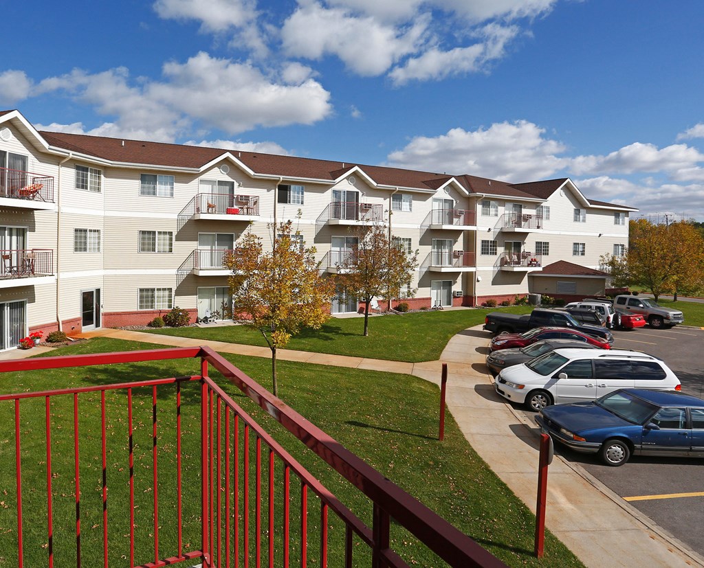 Exterior Grand Gateway Balconies and Parking Lot with Cars
