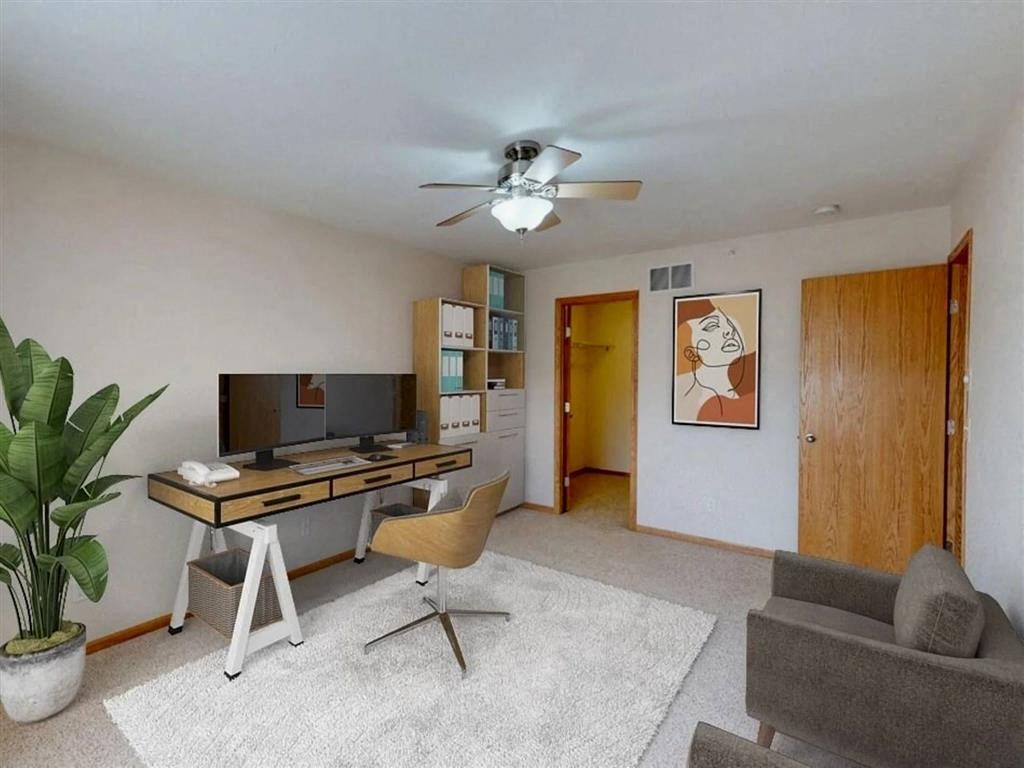 Cascade Shores Townhomes + Flats, 182 GrandeVille Road SW, Rochester