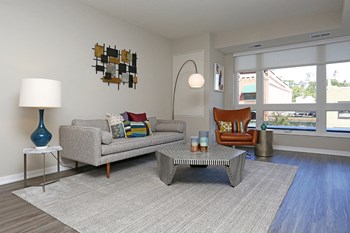 202 7th St W Studio-3 Beds Apartment, Townhouse for Rent - Photo Gallery 4