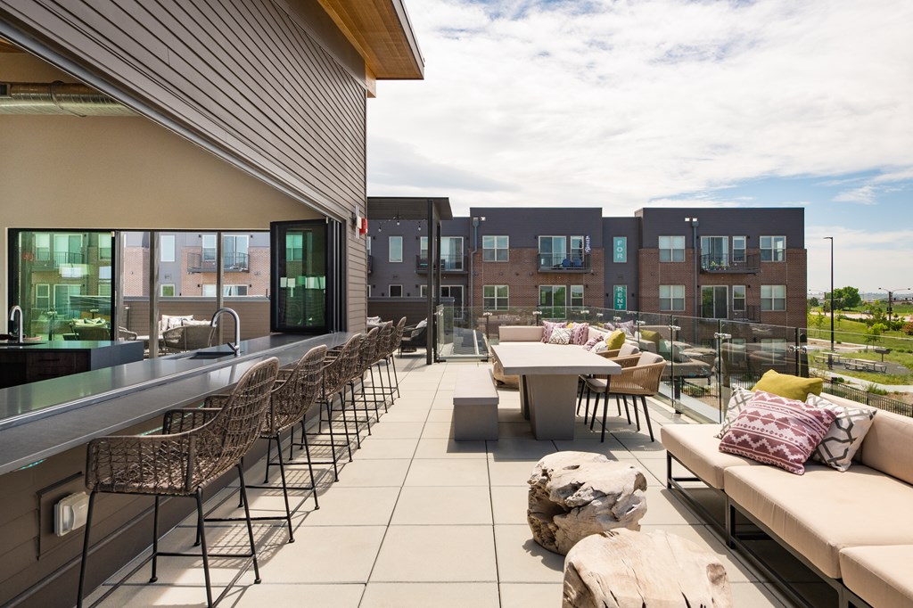 Clubhouse with Outdoor Lounge Area