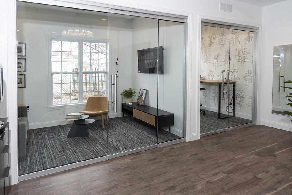 Cascade Shores Townhomes + Flats, 182 GrandeVille Road SW, Rochester