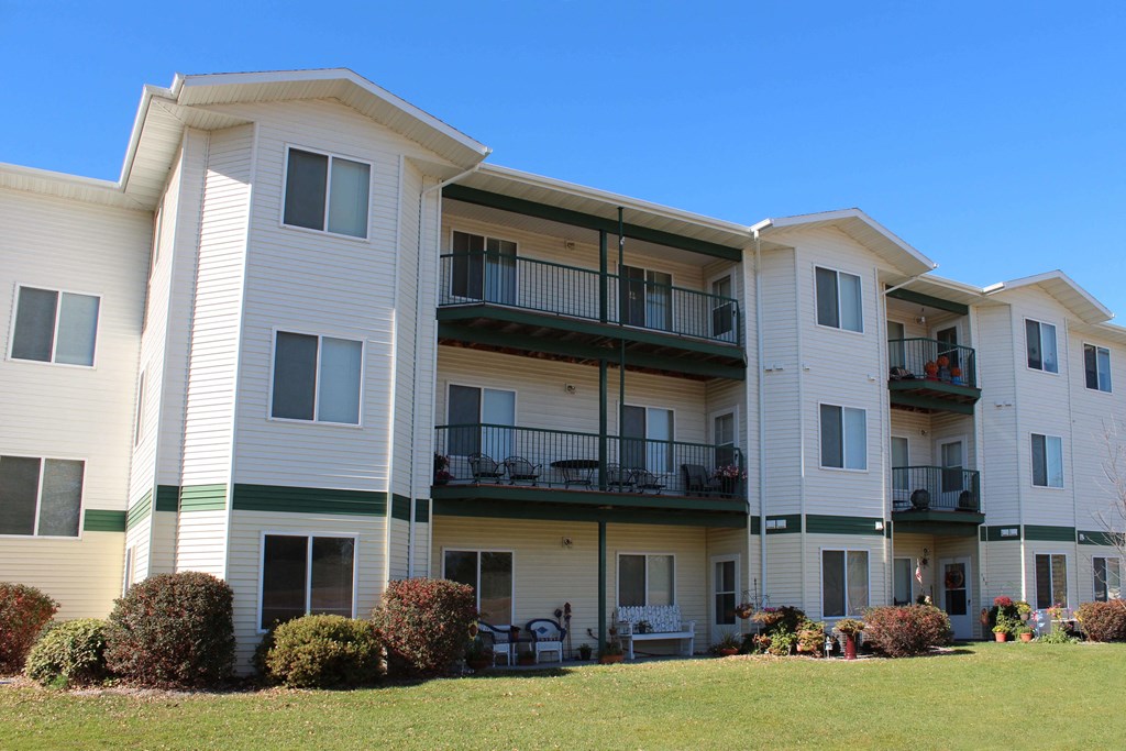 The Meadows Apartments, 615 10th St NE, Jamestown, ND RentCafe