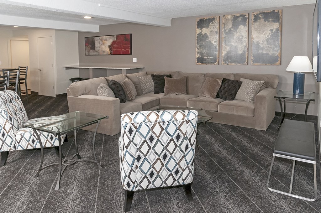 WoodhavenApartmentsMinneapolisMNEntertainGuests