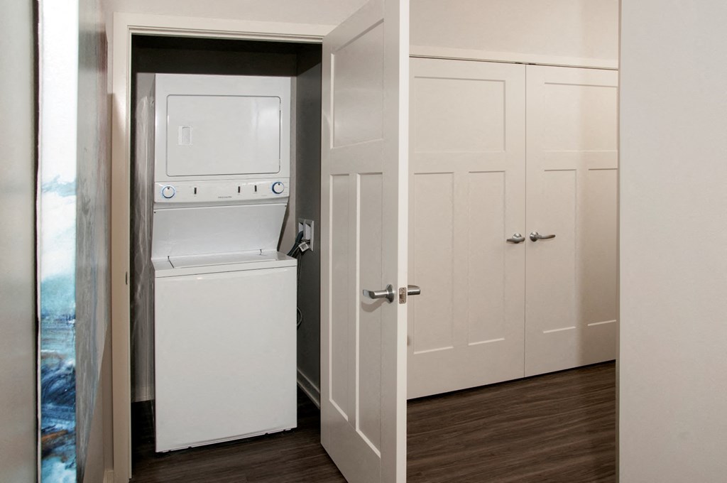 In Unit Washer and Dryer