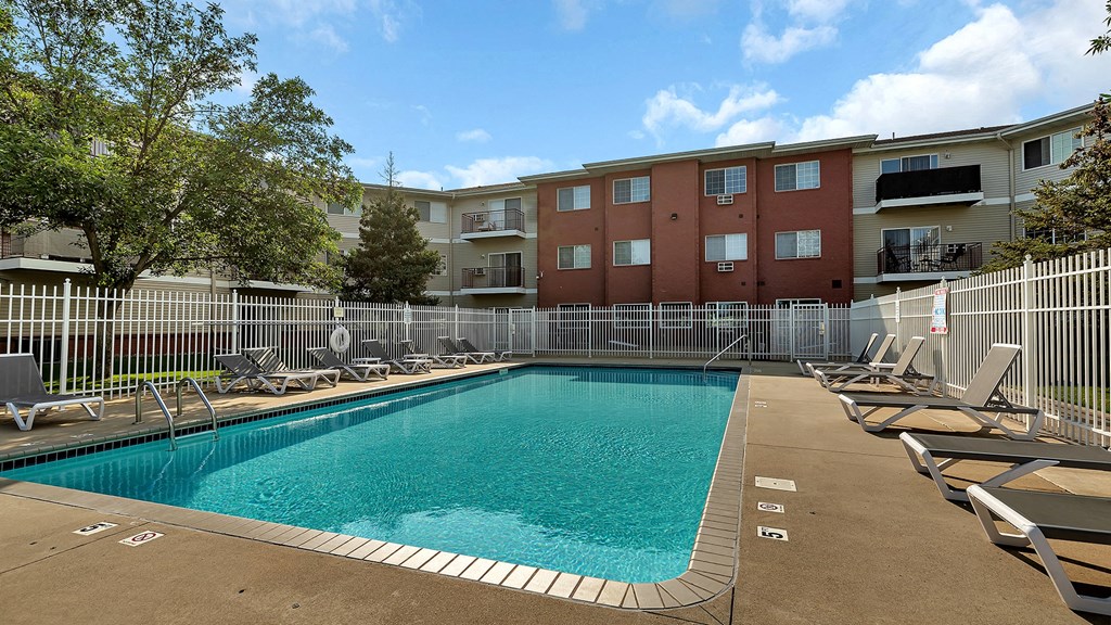 Grand Gateway Apartment Homes