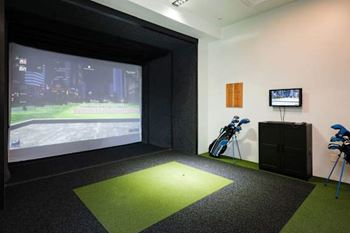 Keep your golf game strong all year round with the indoor Golf Simulator
