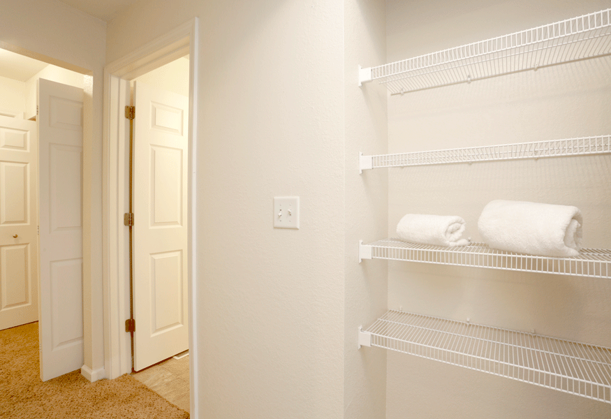 Knoxville Pointe Apartments, 1700 W Hickory Grove Rd, Dunlap, IL RentCafe