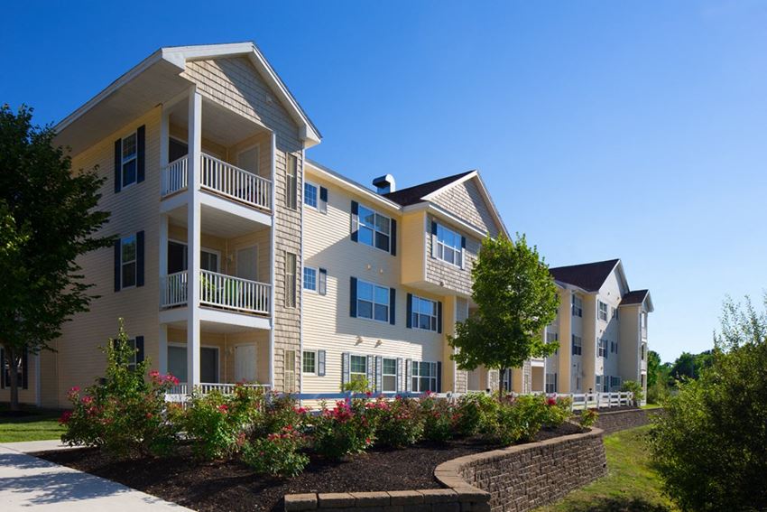 Abbott Landing, LLC Apartments, 168 River Road, Andover, MA RentCafe