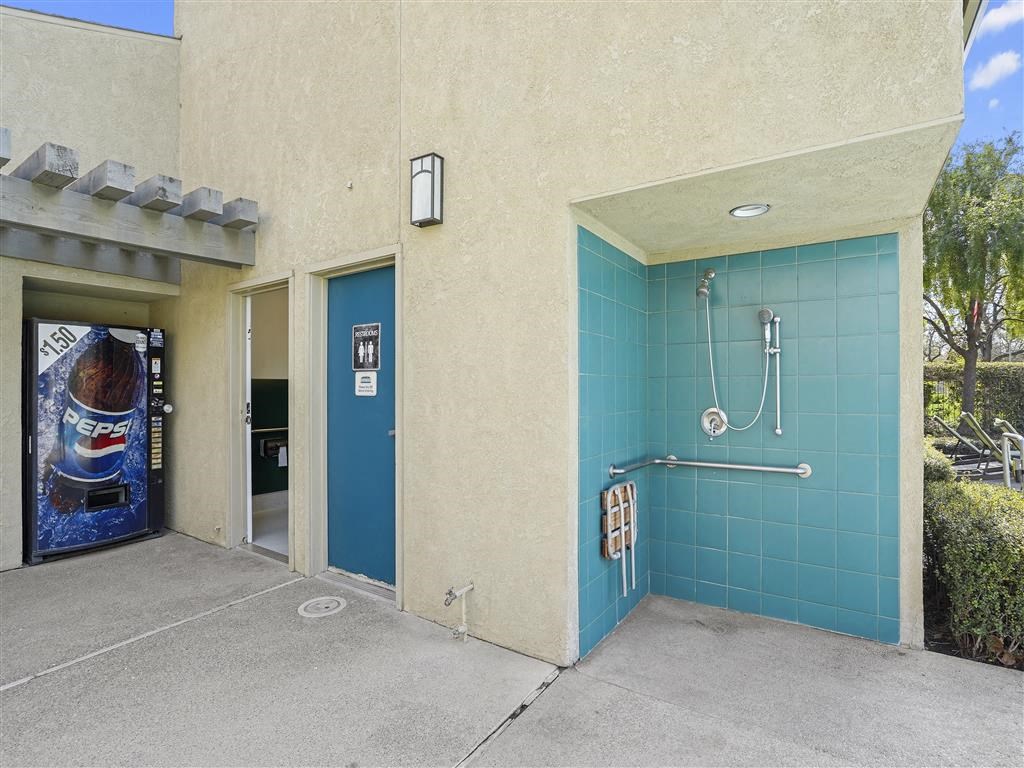 Washing area at Parkside Apartments, Davis, CA, 95616