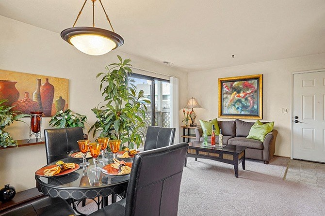 Elegant Dining Space at Cypress Landing, Salinas, CA