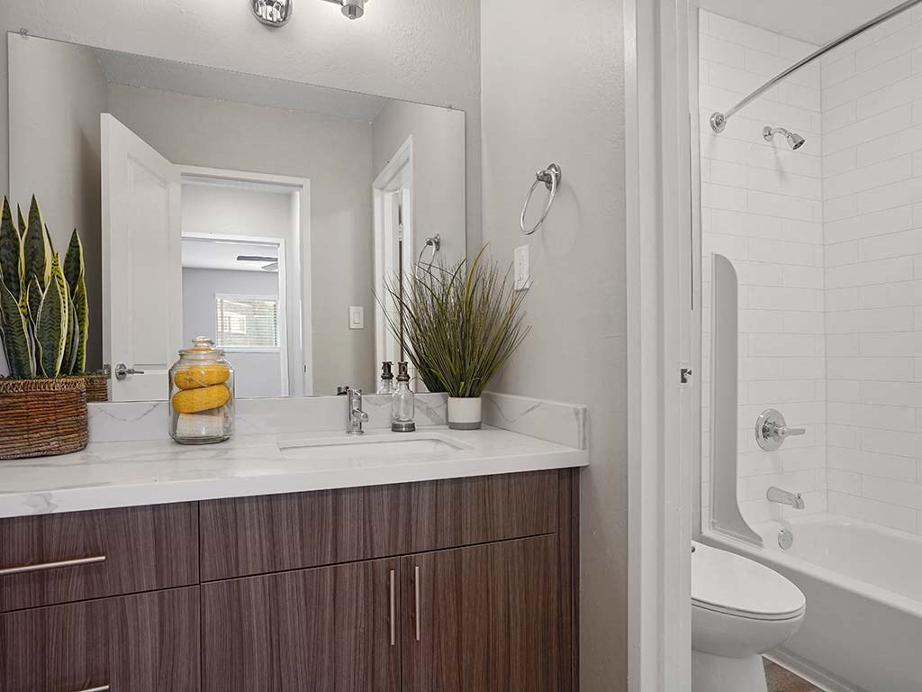 Bathroom Fitters at Fairmont Apartments, Pacifica, 94044