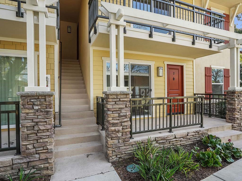 Beautiful Courtyard at Parkside Apartments, California, 95616