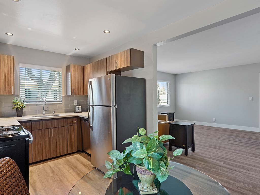 Kitchen Unit at Colonial Garden Apartments, California, 94401