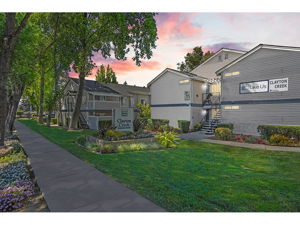 Evening View Of Property at Clayton Creek Apartments, California, 94521
