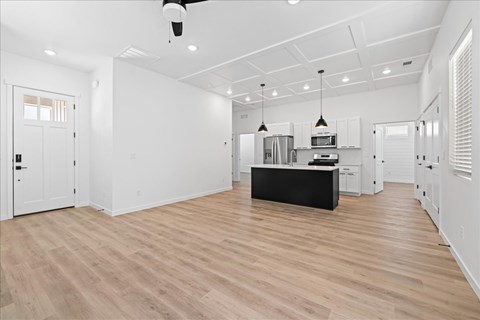 Large Kitchen at Alante Homes at Spring Run, Idaho
