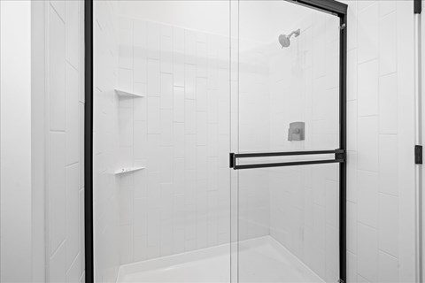 Glass Enclosed Shower at Alante Homes at Spring Run, Caldwell, Idaho