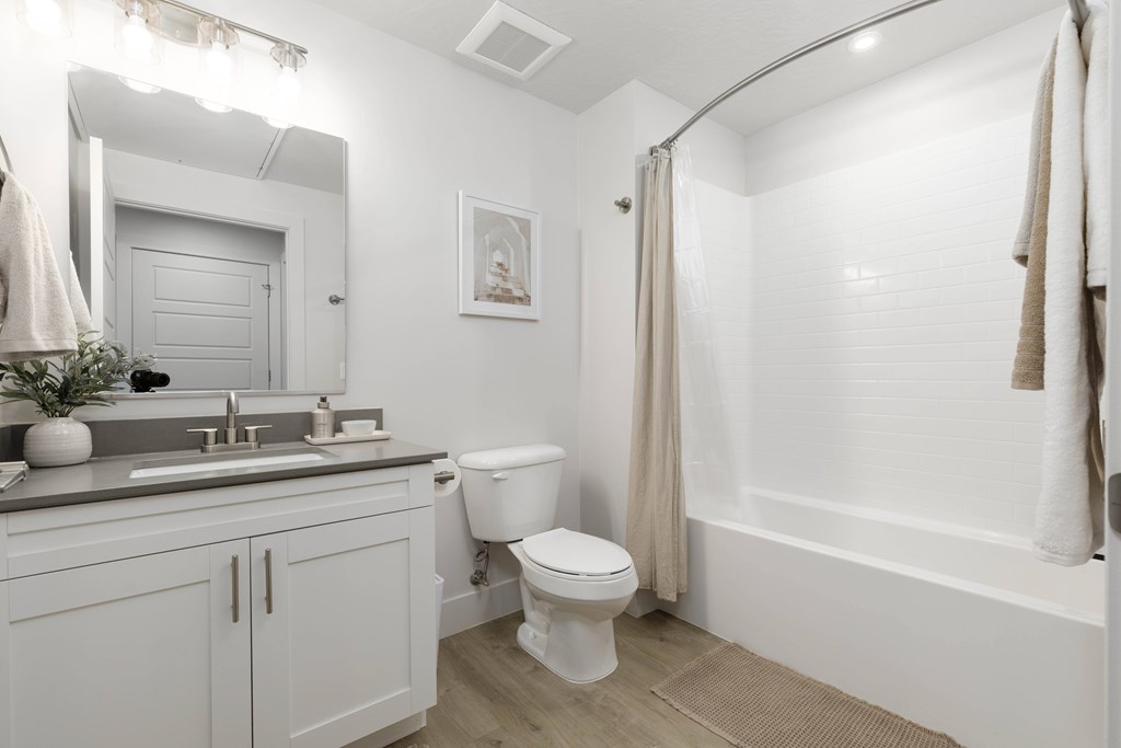 White Bathroom at The Vue At Desert Color, St. George, Utah