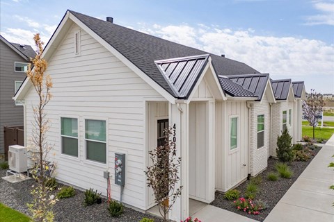 Houses Exterior View at Alante Homes at Spring Run, Idaho