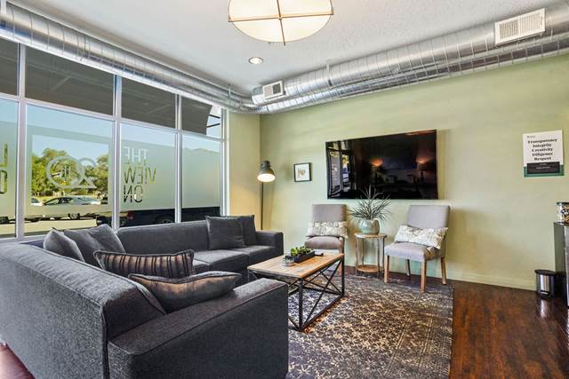 The View On 20th Apartments