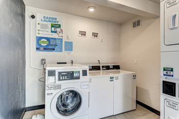 af laundry  view - Photo Gallery 14