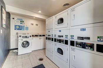 af laundry - Photo Gallery 15