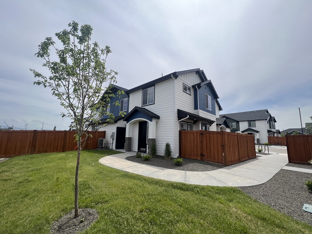 Alante Homes At Lake Hazel