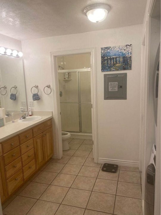 Halladay - Hall Of Justice - 500 N 530 E  (Student)