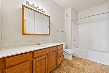 MVV Bathroom - Photo Gallery 23