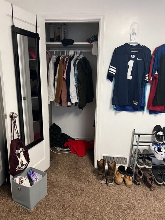 3x1 - Shared Room Main Floor