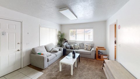 3x1 - Shared Room Main Floor