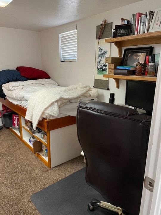 3x1 - Shared Room Basement