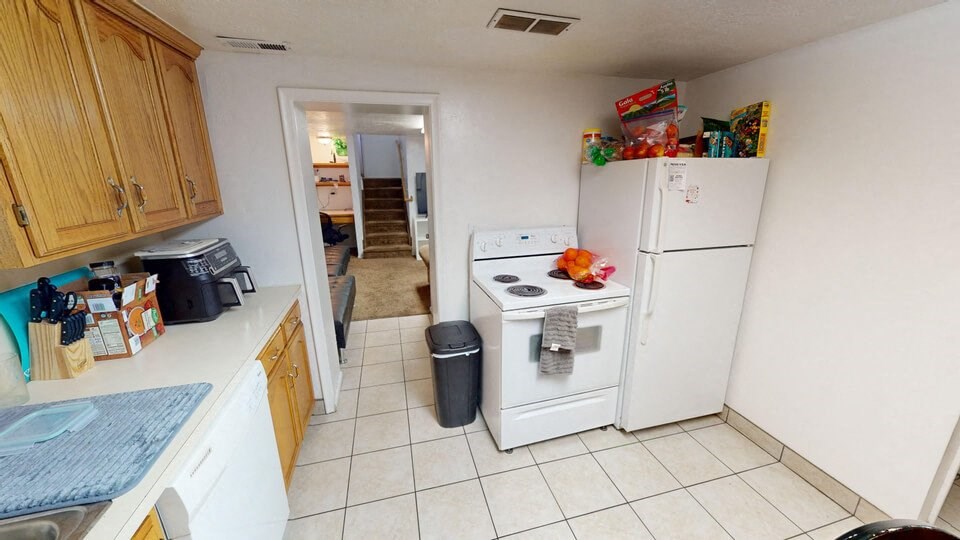 3x1 - Shared Room Basement