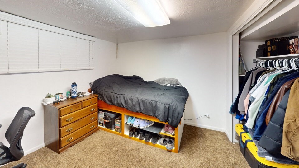 3x1 - Shared Room Basement