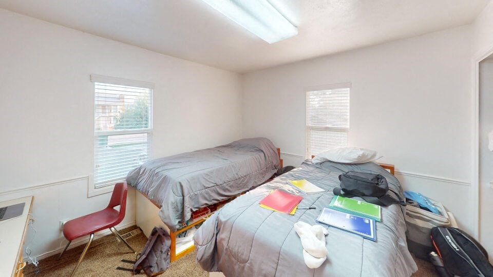 2x1 - Shared Room Basement