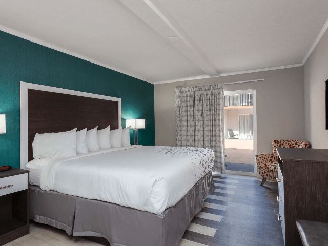 Bedroom Bedroom