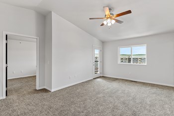 Red Rock Apartments | 2x2 Living Room - Photo Gallery 10