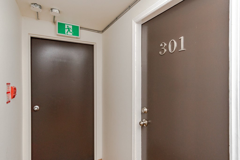 248 Princess St - Hallway