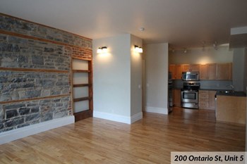 200 Street, Unit 5 living space - Photo Gallery 7