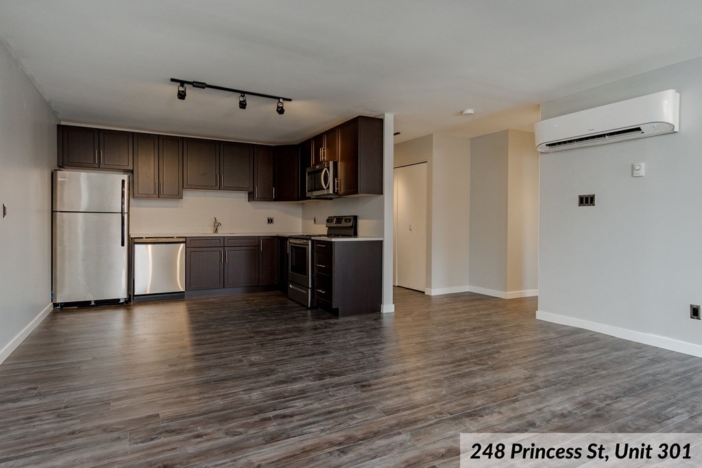 248 Princess St, Unit 301 248 Princess St, Unit 301