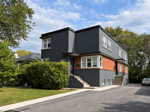 261 College Street 1-2 Beds Apartment for Rent