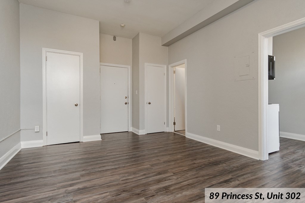 89 Princess, Unit 302 interior