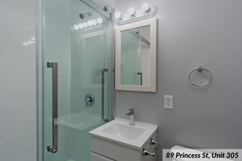 89 Princess, Unit 305 bathroom - Photo Gallery 14