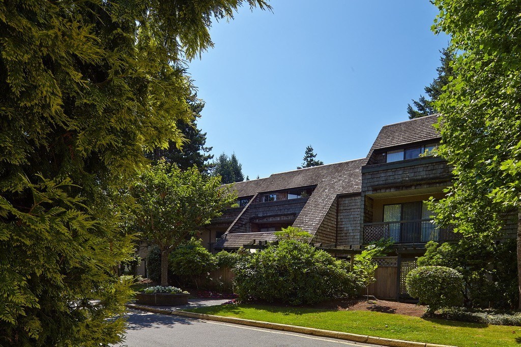 a view of the front of the building from the street