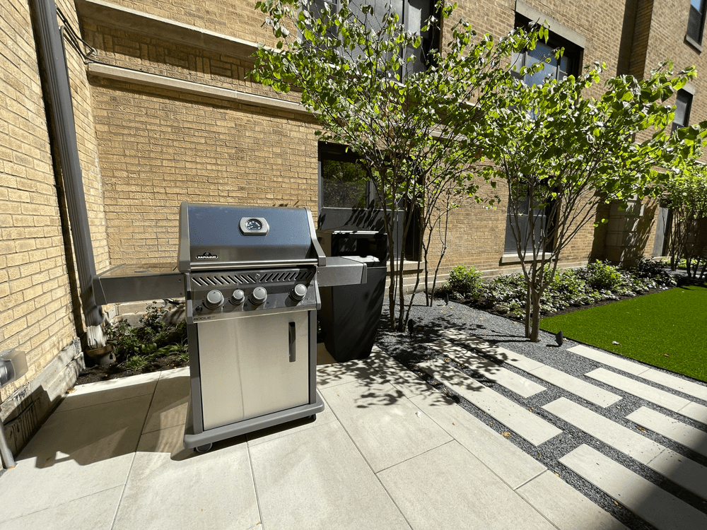 Wilson Court Courtyard Grill (2)
