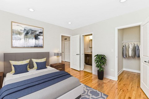 Lincoln Square Commons Bedroom